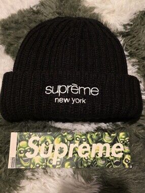 Supreme - Classic Logo Chunky Ribbed Beanie | Black
